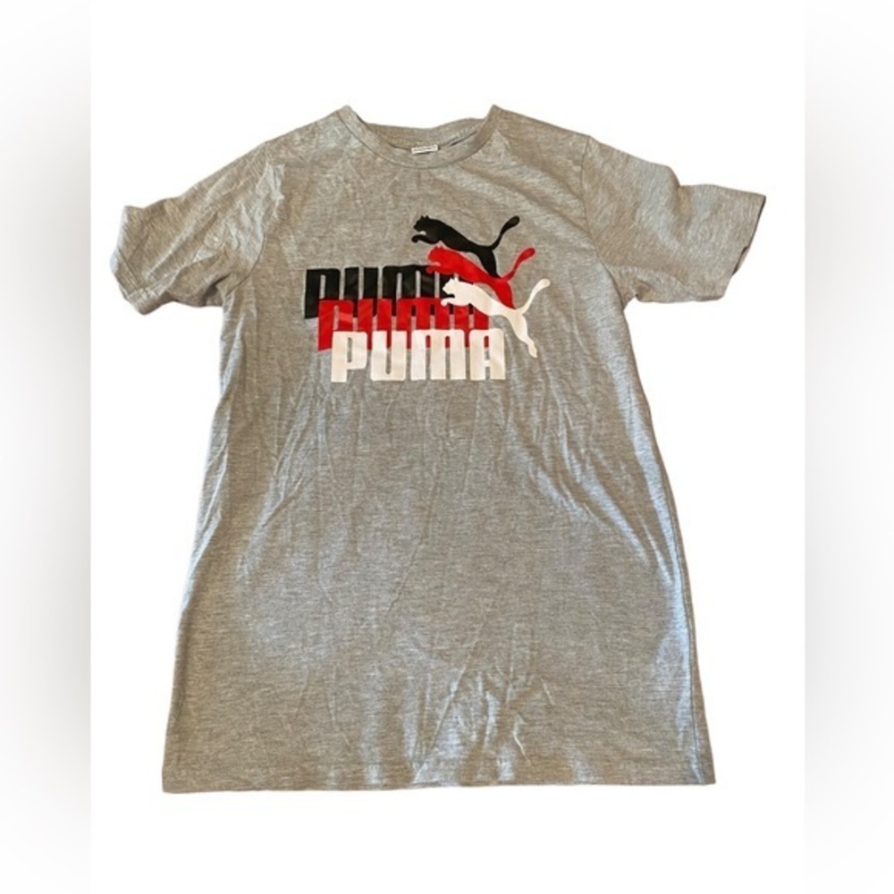 Puma kids xL gray T-shirt. Logo. Great condition.